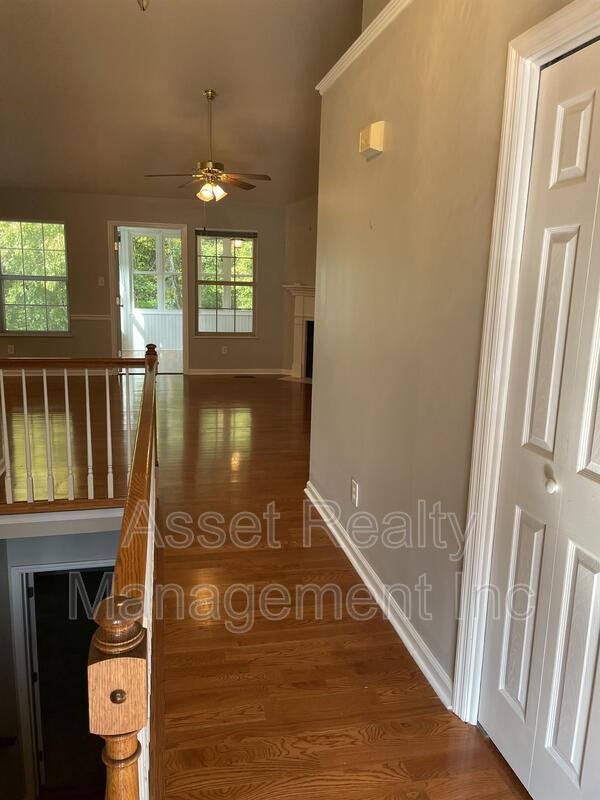 Foto del edificio - 3009 Ginnbrooke Ln