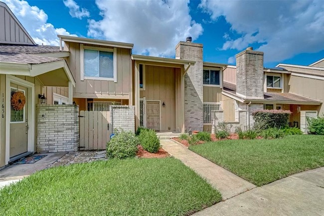 Building Photo - 11656 Lakeside Park Dr