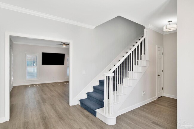 Building Photo - 3347 Chantarene Dr