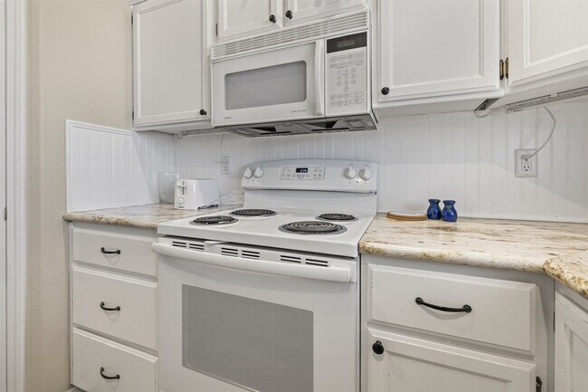 Foto del edificio - 7302 Bay Meadows Dr