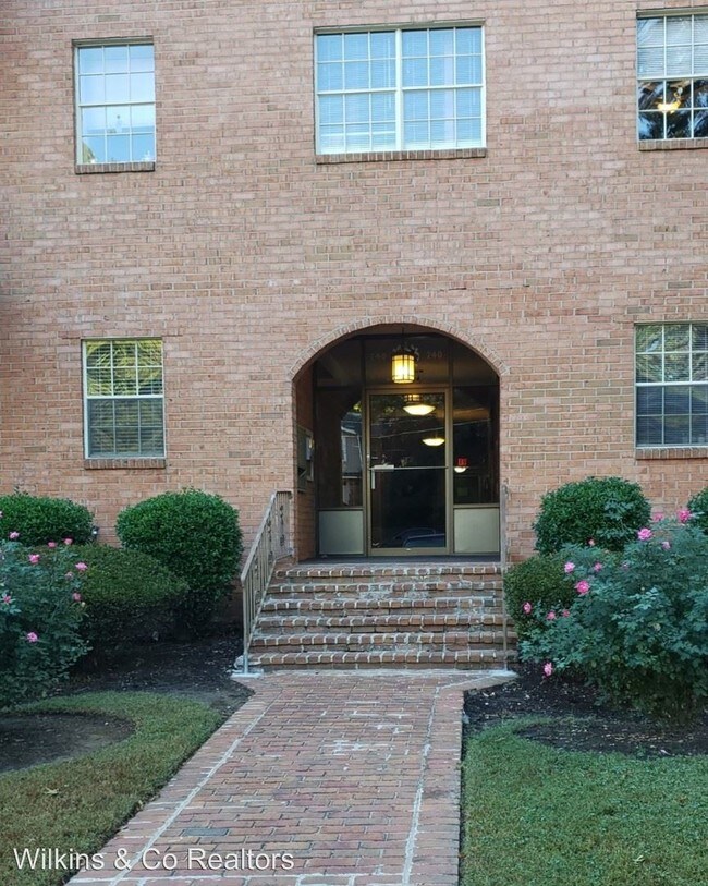 240 Lady Astor Pl, Danville, VA 24541 Apartment for Rent in Danville