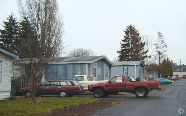 Building Photo - Ahner Hall Mobile Estates