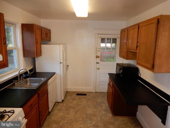 Foto del edificio - 2910 16th St S