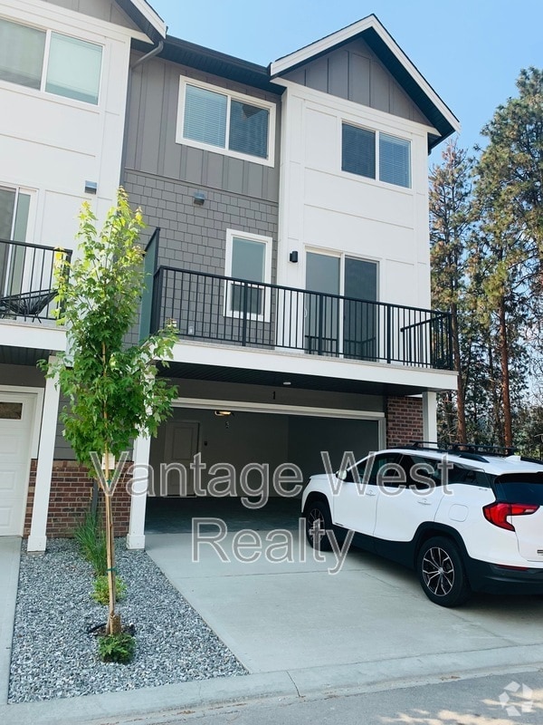 Building Photo - 12075-12075 Oceola Rd