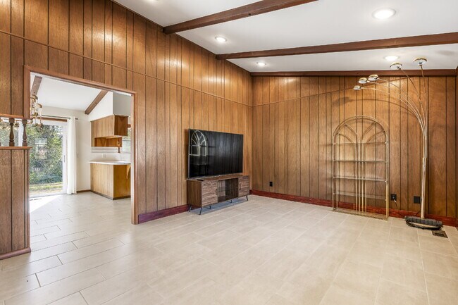 Photo - 209 Sanders Ave Apartment