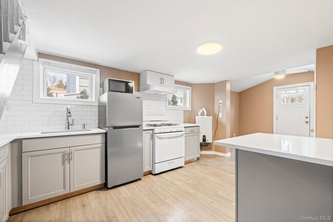 Foto del edificio - 30 Bridge St