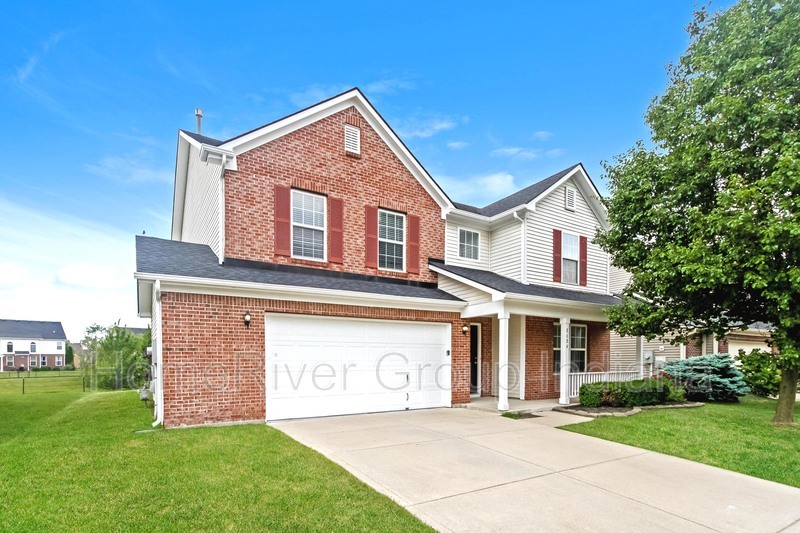 Primary Photo - 8684 N Springview Dr