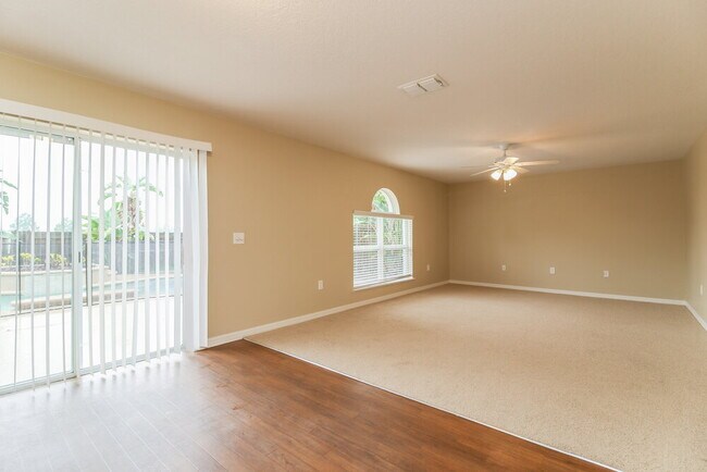 Foto del edificio - 13513 Mango Bay Dr