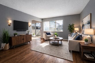 Building Photo - 403 W 87 Pl