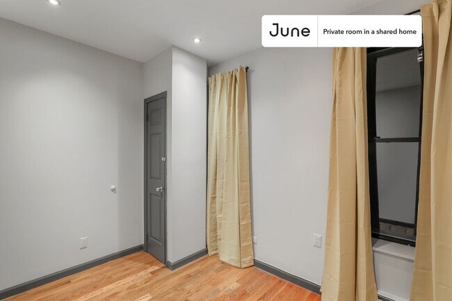 Building Photo - Room in Shared 3 bed/1 bath home