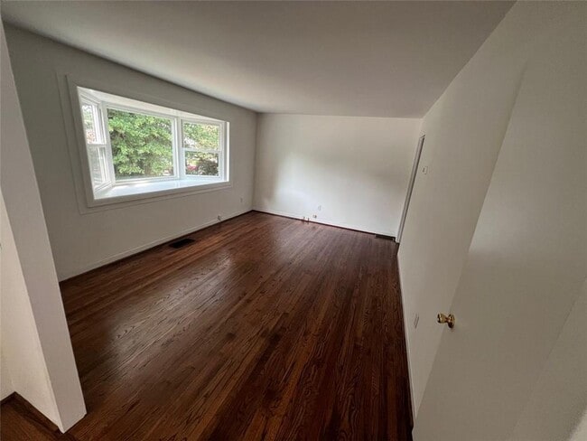 Building Photo - 2595 Ashford Rd NE
