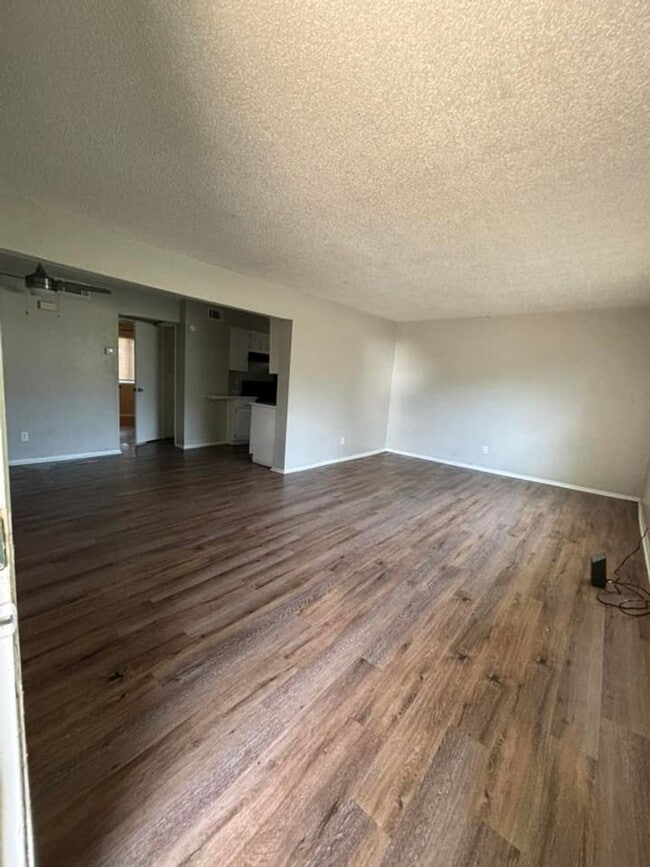 Interior Photo - Chelsea Manor is the place for you!