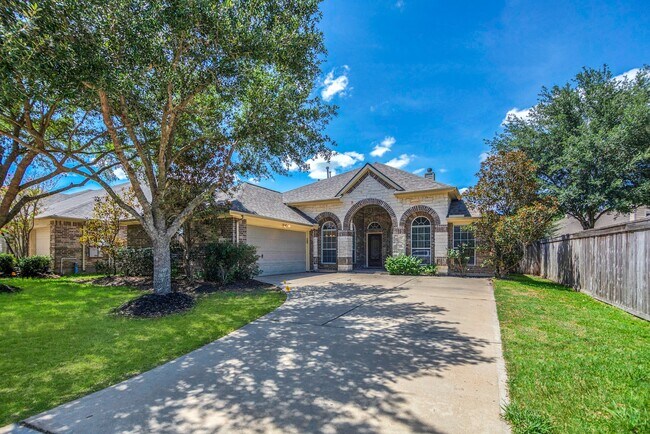 Foto del edificio - 26110 Basil View Ln