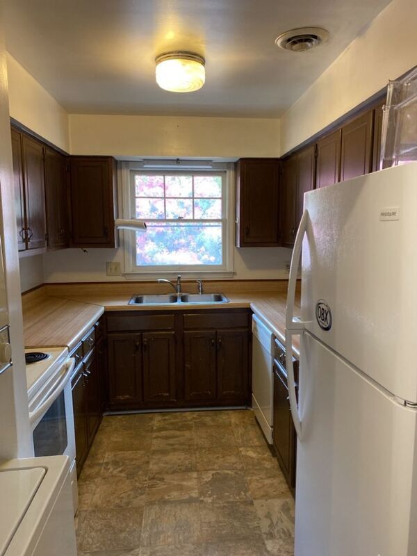 Building Photo - 302 Patriot Ln