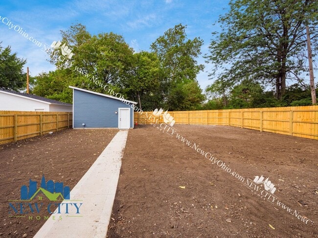 Building Photo - Brand New Franklinton 3 Bedroom 2.5 Bathro...