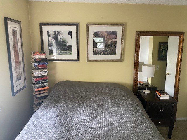 Foto principal - 2747 Dupont Ave S