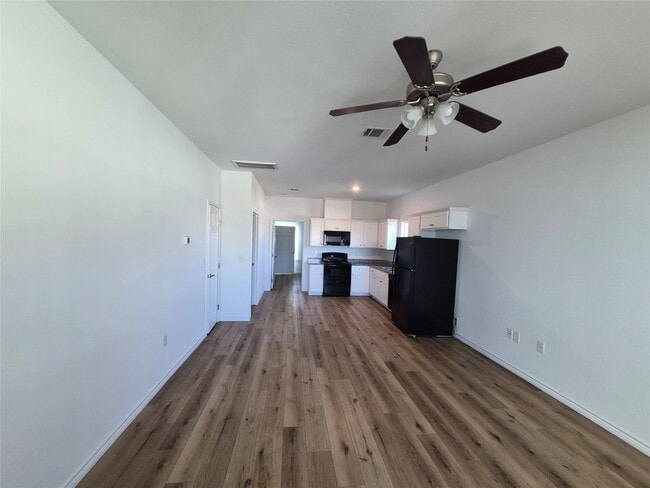 Foto del edificio - 4012 Sealy Ave