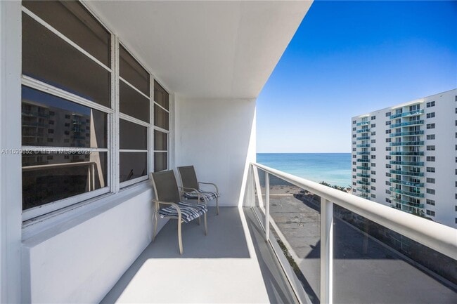 Building Photo - 3725 S Ocean Dr