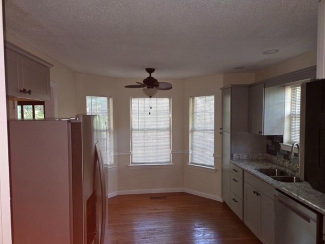 Photo - 2035 Rock Bluff Rd (Hixson, TN) House