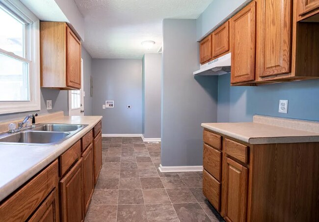 Foto del edificio - 3414 N Butler Ave