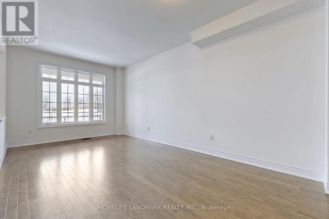 Building Photo - 273 William Forster Rd
