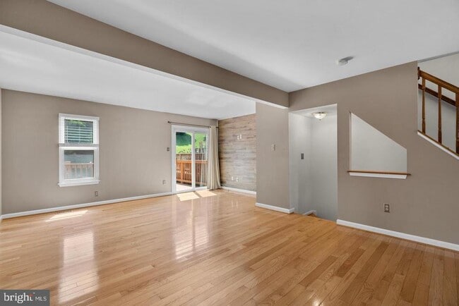 Building Photo - 1163 Kelfield Dr