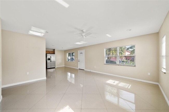 Building Photo - 311 Ave P NW