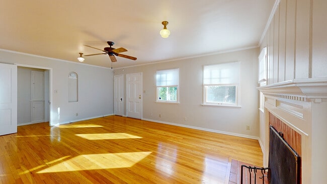 Living Room - 587 Prescott St