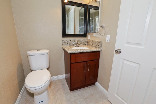 Foto del edificio - 37264 Springfield St