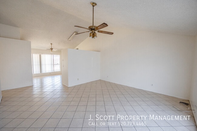 Building Photo - 5238 N 74th Dr