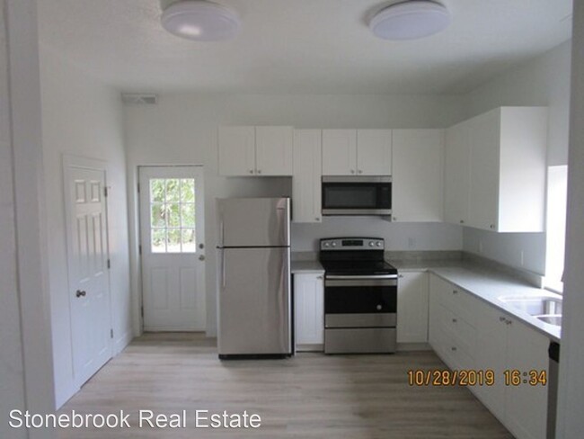 Building Photo - 3 br, 2 bath House - 5340 West 3500 South
