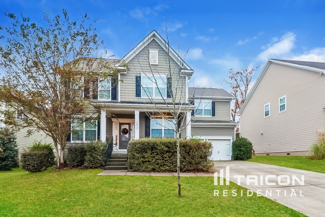 Foto principal - 1212 Screech Owl Rd