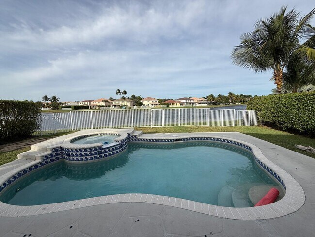 Foto del edificio - 4249 Magnolia Ridge Dr