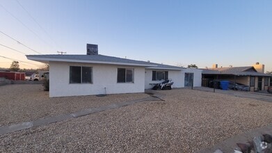 Building Photo - 811 Windy Pass