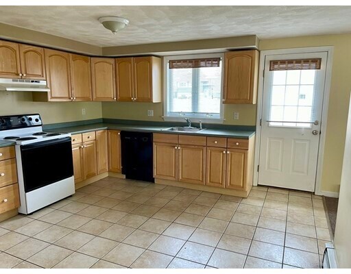 Primary Photo - 111 Lucia Ave