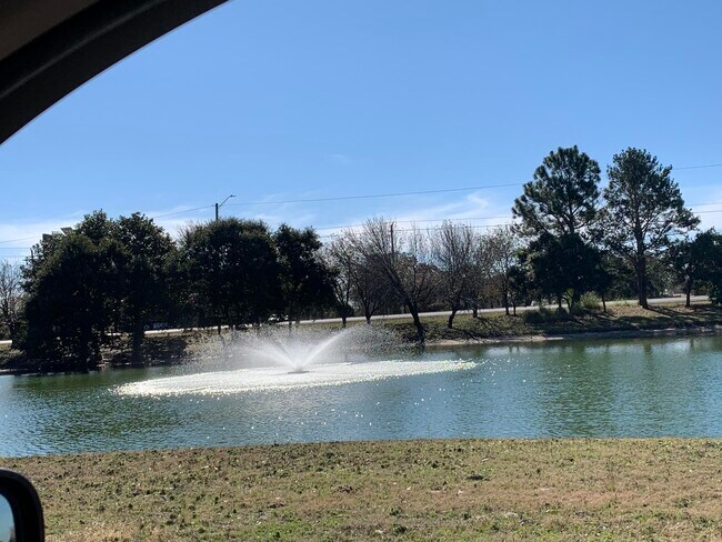 Building Photo - 6809 Water St