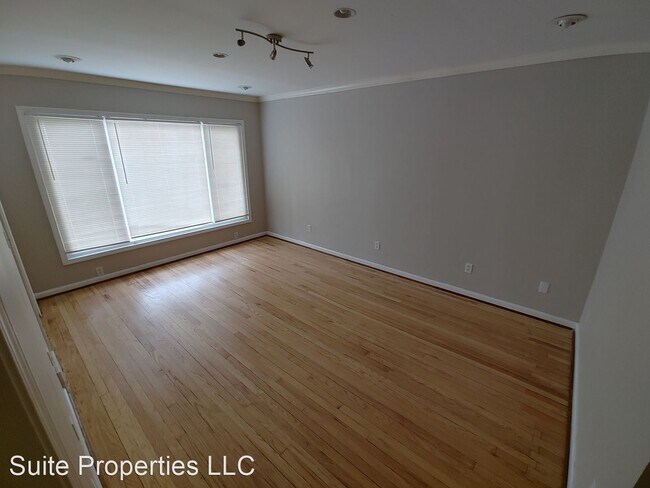 Building Photo - 3 br, 2 bath House - 9624 Artesian St