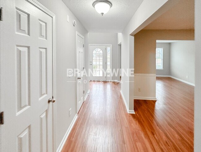 Foto del edificio - 5994 Horseshoe Ln