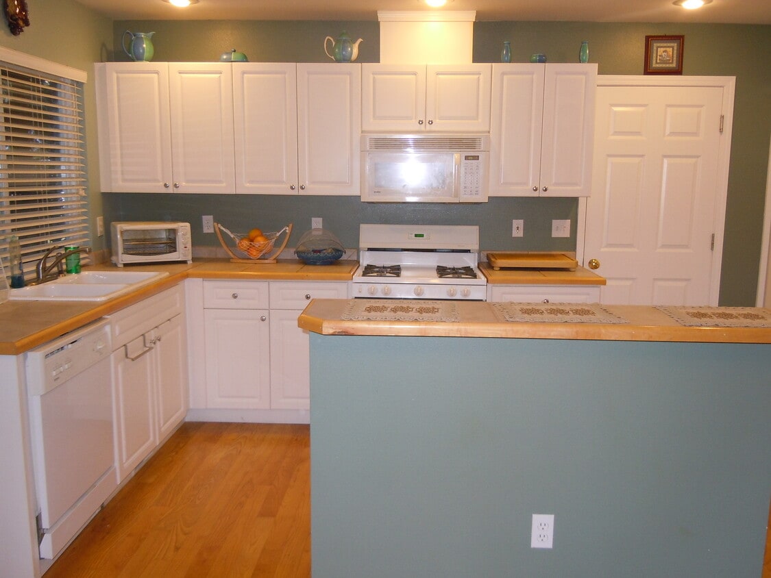 Foto principal - 11220 122nd Ln NE