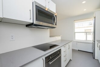 Building Photo - 111 Lawton Blvd