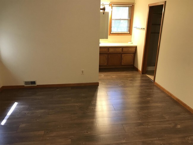 Foto del edificio - 1612 E 476th Rd