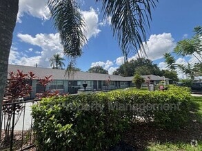 Building Photo - 1031 Columbia Ave