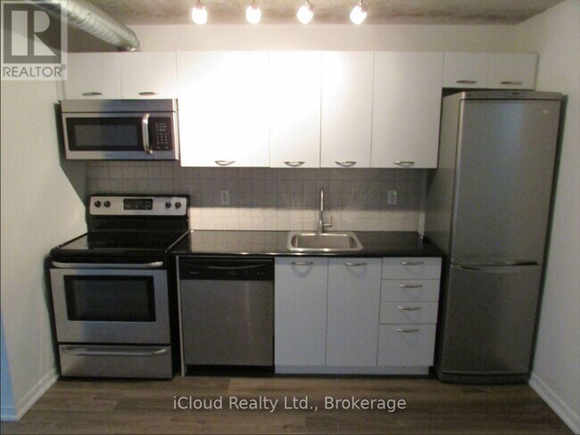 Photo du bâtiment - 170 Sudbury St