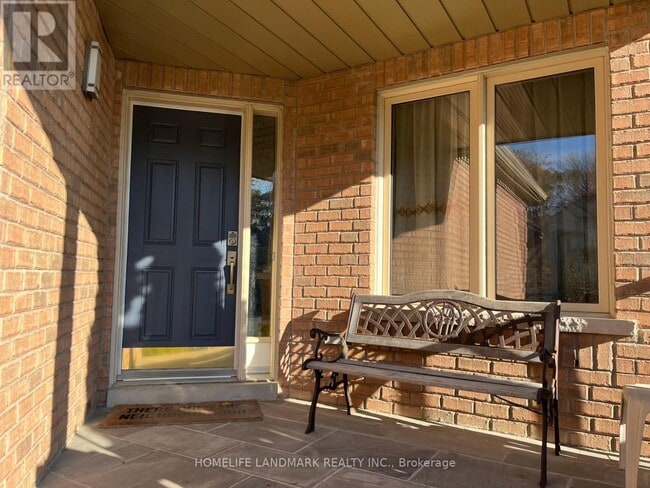 Photo du bâtiment - 46 Durango Dr