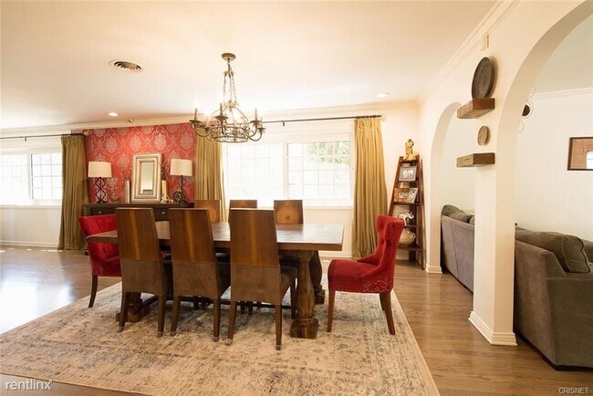 Building Photo - 4 br, 2 bath House - 3649 Sapphire Dr