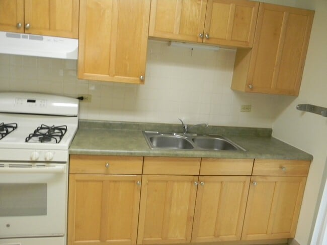Building Photo - 1311 S Sir Galahad Ln