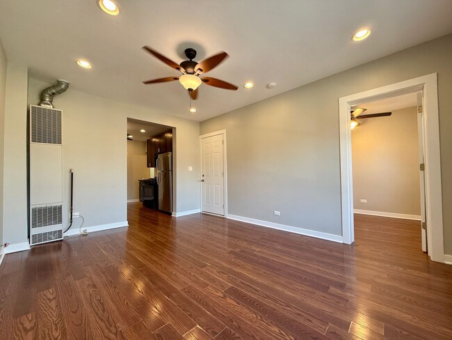 Building Photo - 3728 S Parnell Ave