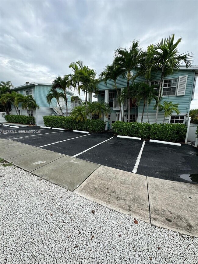 Foto del edificio - 65 NE 24th St