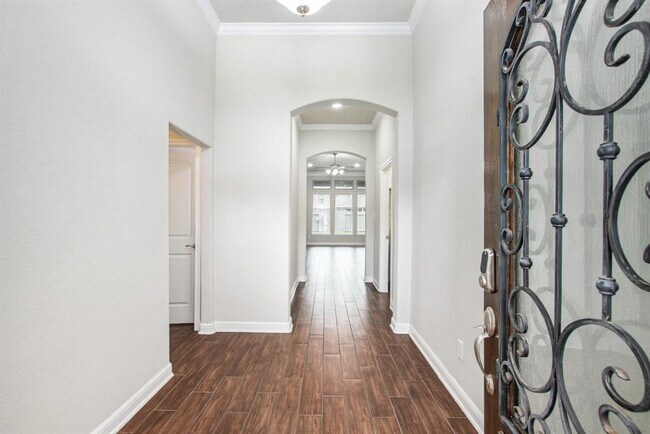 Foto del edificio - 18911 Cypress Bay Dr