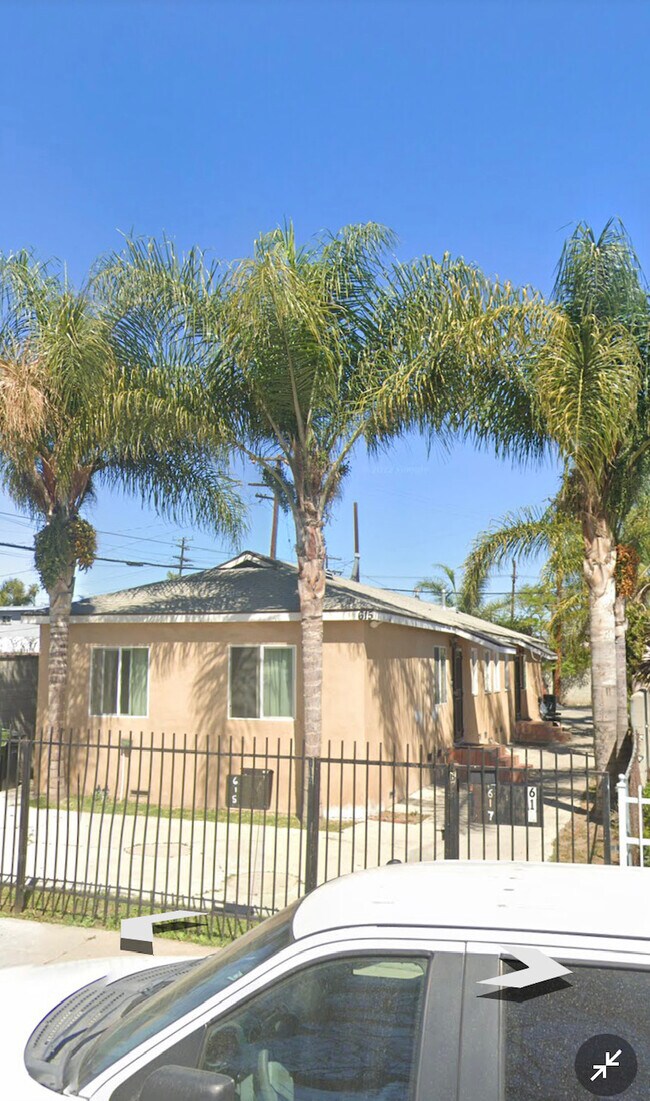 Foto del edificio - 617 E 109th St